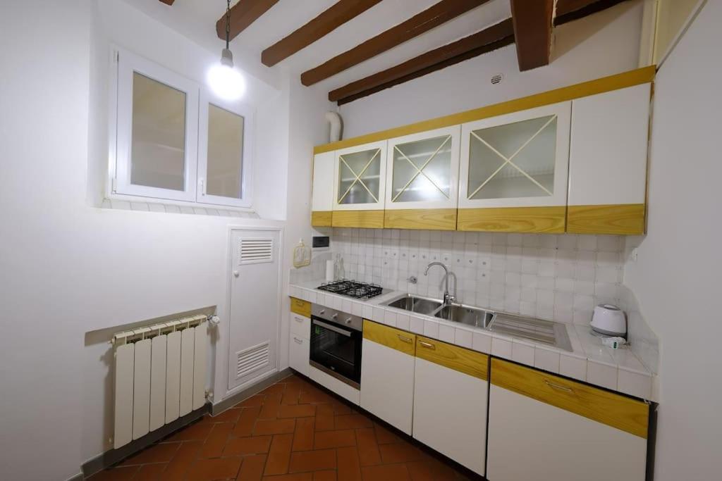 Апартаменты Costasangiorgio 2Bdr 2Bth Флоренция Экстерьер фото